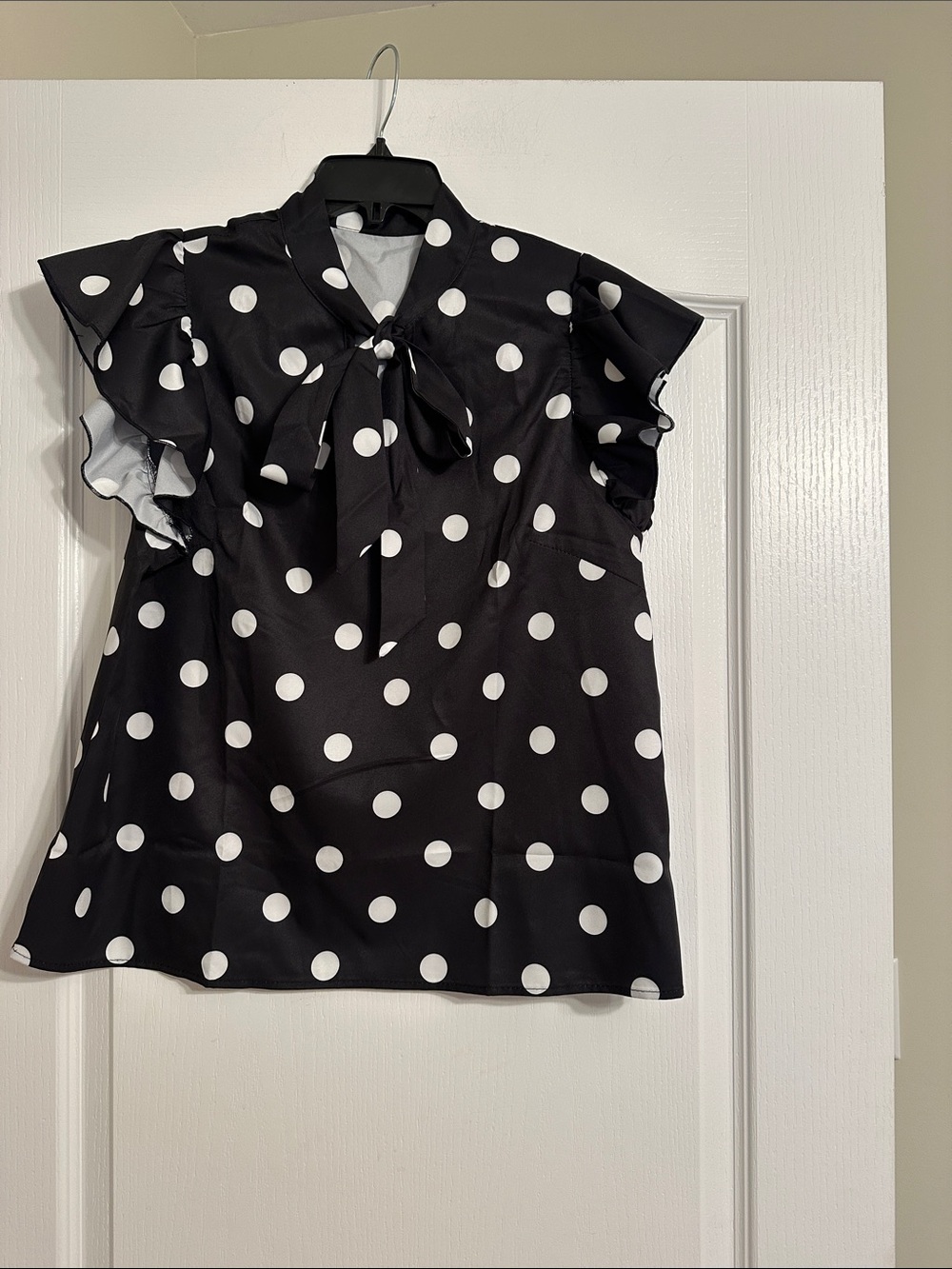 Women’s Black Polka Dot Tie-Neck Ruffle Sleeve Blouse
